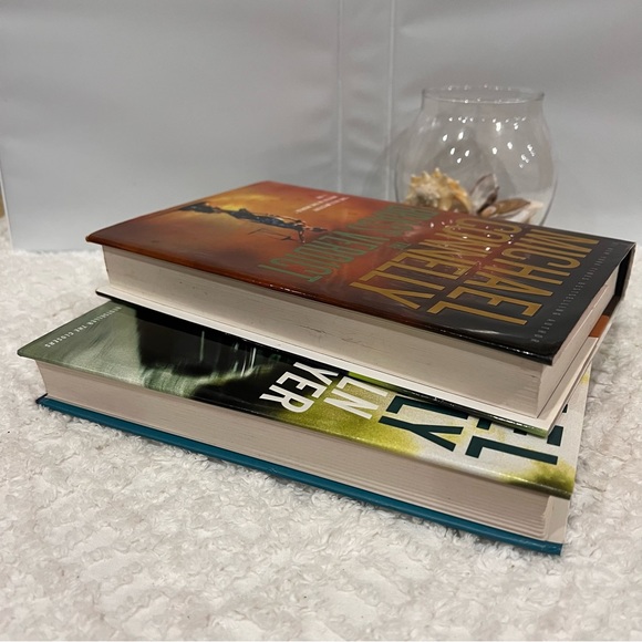 Lincoln Lawyer & The Brass Verdict 2 Michael Connelly's First Edition HCDJ - Picture 6 of 6